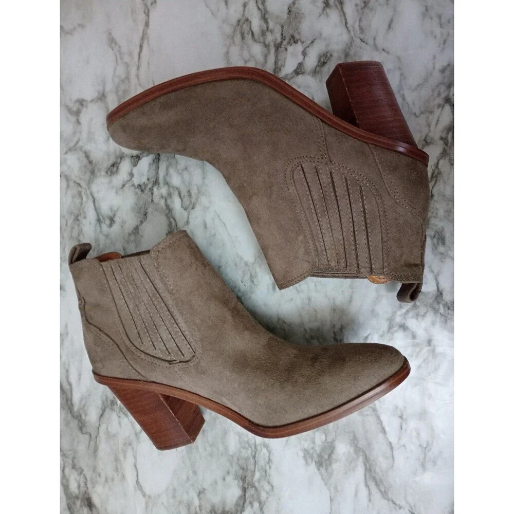 Nine West Faux Suede Grey Ankle Boots Size 6.5M